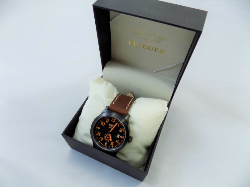 Flieger® FB25 Leather Pilot Retro Design Watch - Brand New w/ Box + Certificate