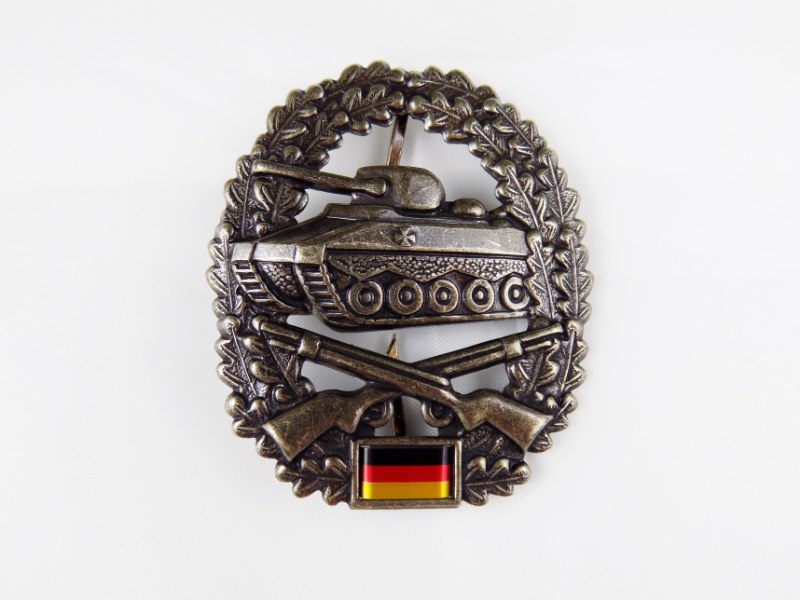 BW German Army Cap Beret Metal Badge Insignia "Panzergrenadiere" Unit