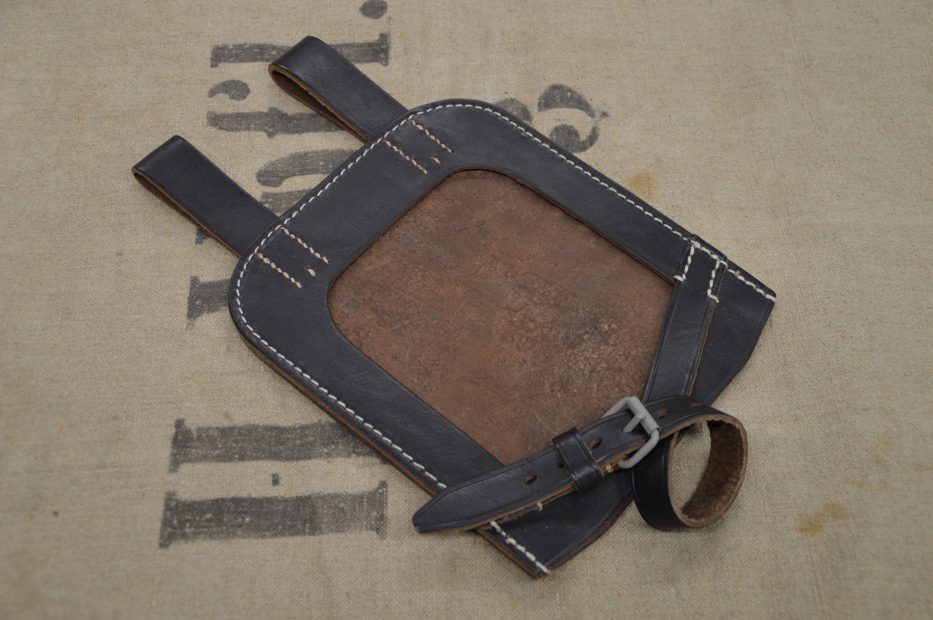 WW2 German Army Premium Black Patined Leather Shovel Case