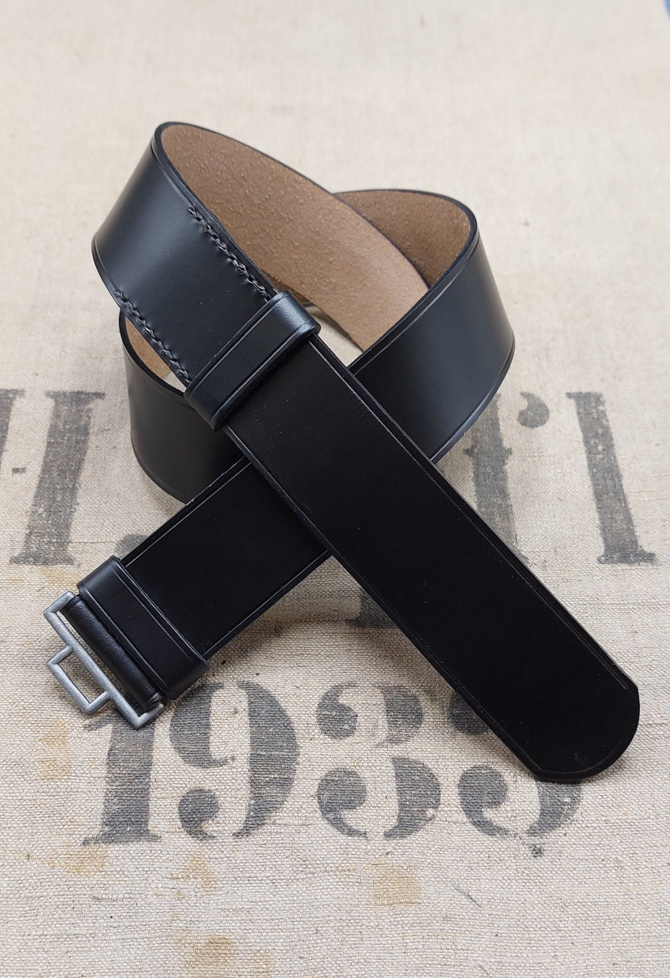 WW2 German Army SS Officer Leather Black Patinated Belt